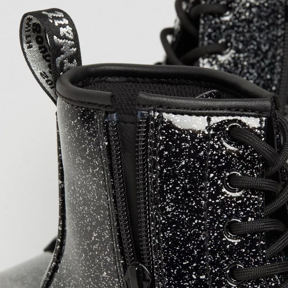 ❤️Dr. Martens NWT Black Combat Boots.  Size 5. - Picture 6 of 15